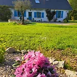 Romantique Avec Jaccuzi Prive - La D'elise Guest house 3*