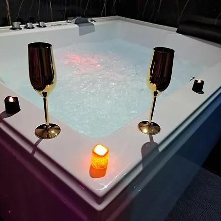 Romantique Avec Jaccuzi Prive - La D'elise 3*
