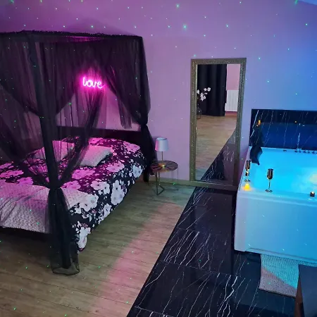 Πανσιόν Romantique Avec Jaccuzi Prive - La D'elise 3*