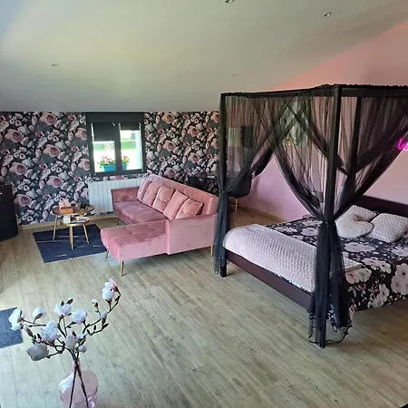 Guest house Romantique Avec Jaccuzi Prive - La D'elise Grumesnil
