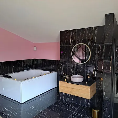 Loveroom - Les D'elise - Elise ゲストハウス Grumesnil